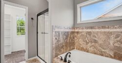 725 E 13th Terrace, Kearney, MO 64060