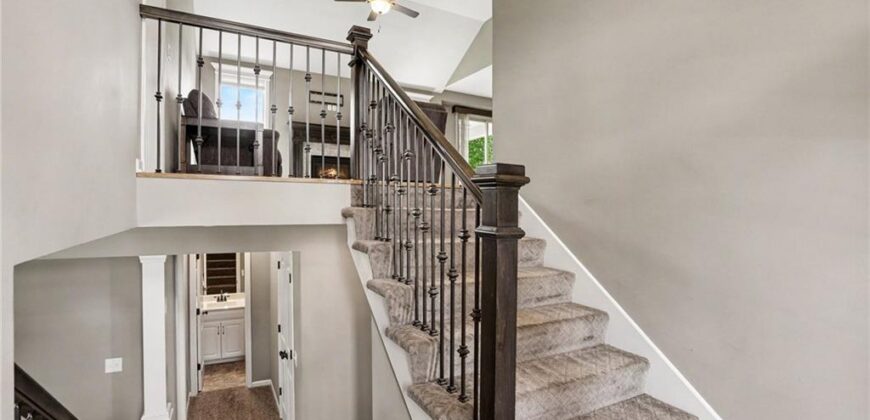 725 E 13th Terrace, Kearney, MO 64060