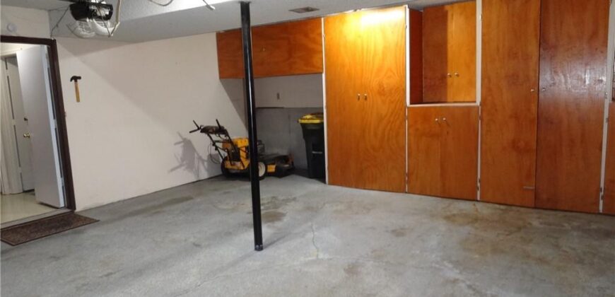 6807 Orchard Street, Liberty, MO 64068
