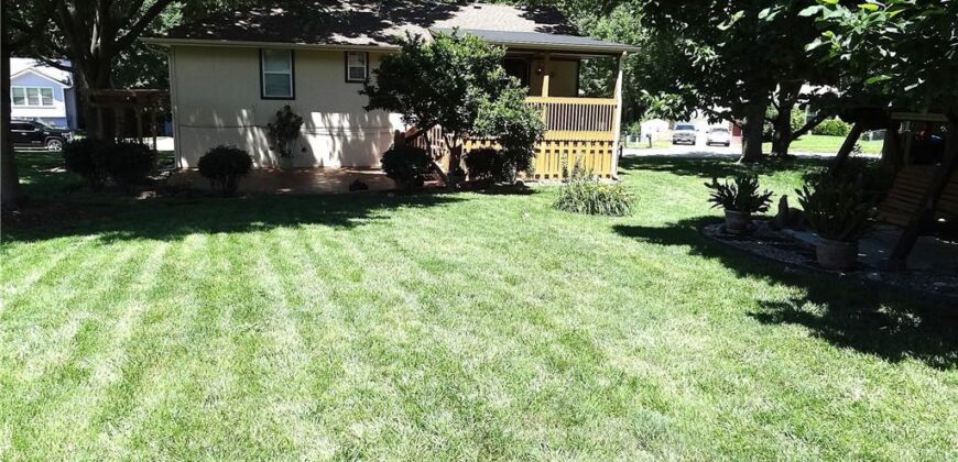 6807 Orchard Street, Liberty, MO 64068