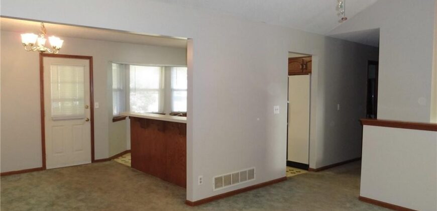 6807 Orchard Street, Liberty, MO 64068