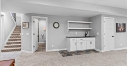 5866 S National Drive, Parkville, MO 64152
