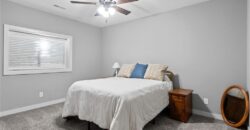 5866 S National Drive, Parkville, MO 64152