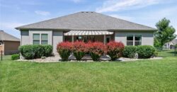 5866 S National Drive, Parkville, MO 64152