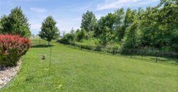 5866 S National Drive, Parkville, MO 64152