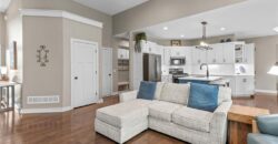 5866 S National Drive, Parkville, MO 64152