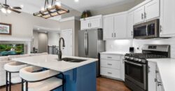 5866 S National Drive, Parkville, MO 64152