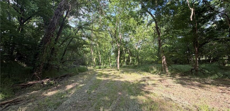 9785 Baker Road, Kansas City, MO 64153
