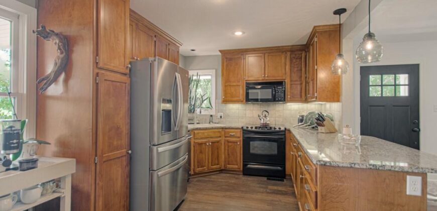 9785 Baker Road, Kansas City, MO 64153