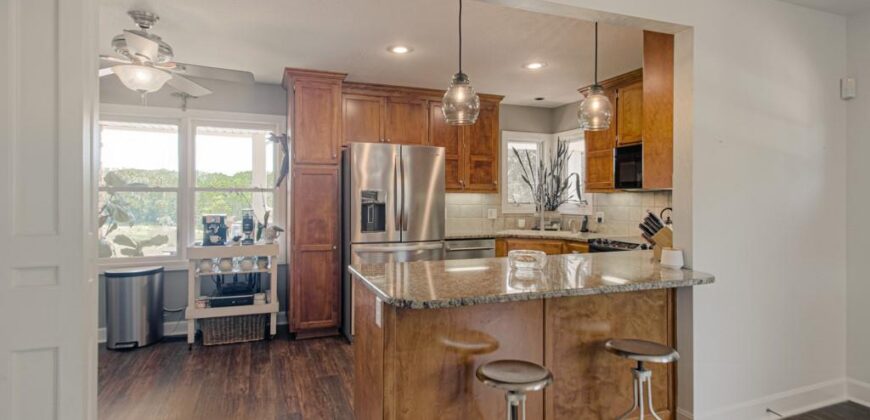 9785 Baker Road, Kansas City, MO 64153
