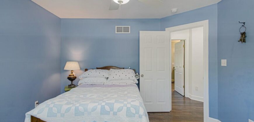 9785 Baker Road, Kansas City, MO 64153