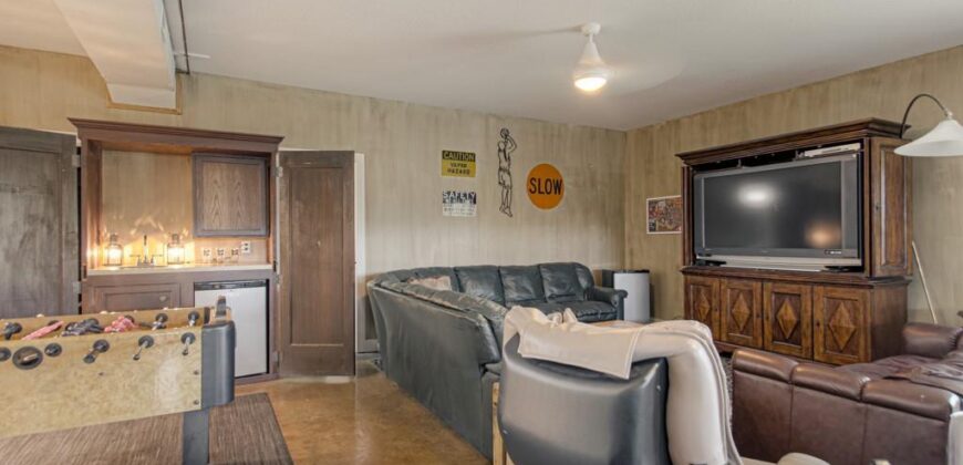 9785 Baker Road, Kansas City, MO 64153