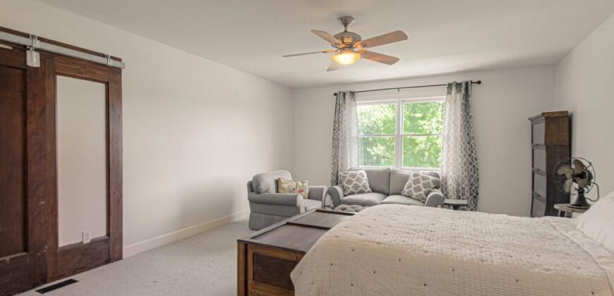 9785 Baker Road, Kansas City, MO 64153