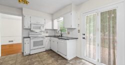 6819 Birch Lane, Kansas City, MO 64151