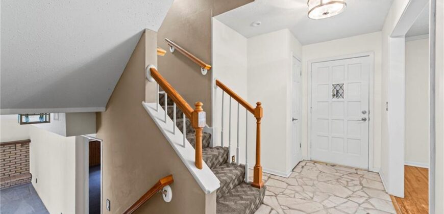 6819 Birch Lane, Kansas City, MO 64151