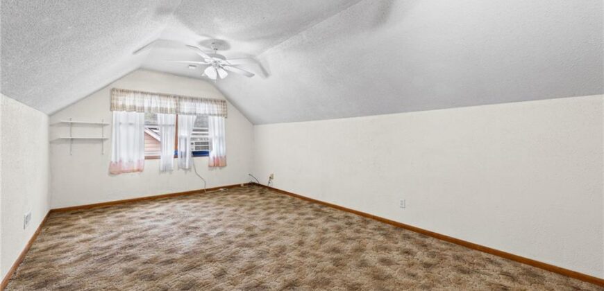 6819 Birch Lane, Kansas City, MO 64151