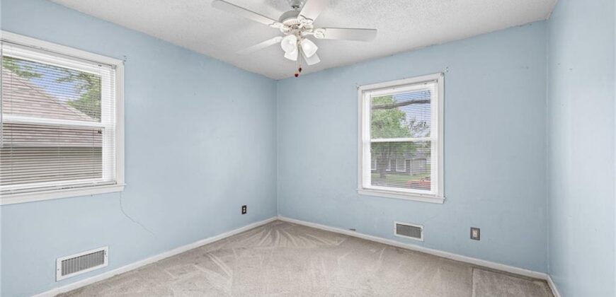 6819 Birch Lane, Kansas City, MO 64151