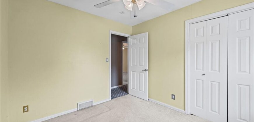 6819 Birch Lane, Kansas City, MO 64151