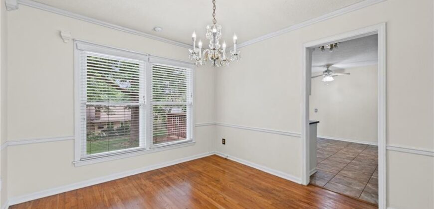 6819 Birch Lane, Kansas City, MO 64151