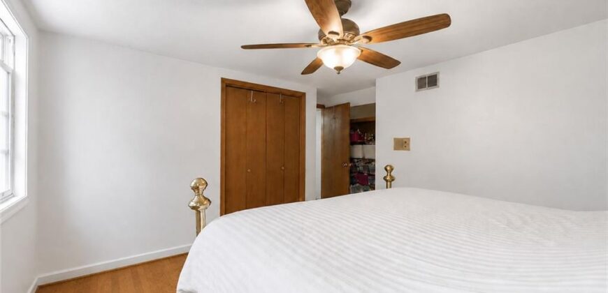 6607 NW QUAIL RUN Drive, Kansas City, MO 64152