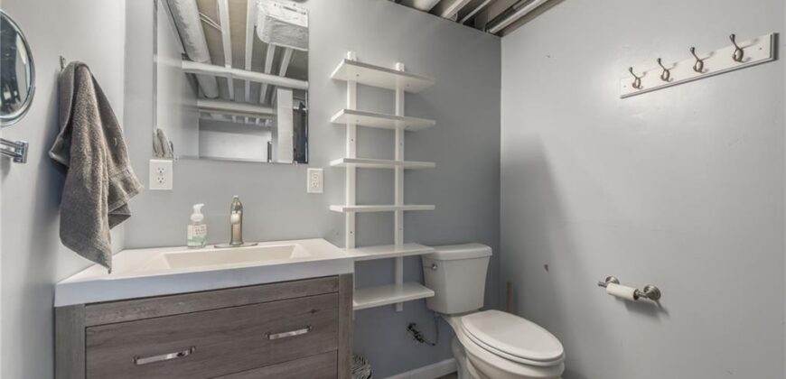 6607 NW QUAIL RUN Drive, Kansas City, MO 64152