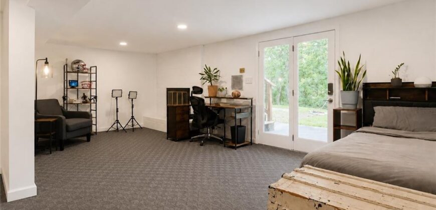 6607 NW QUAIL RUN Drive, Kansas City, MO 64152
