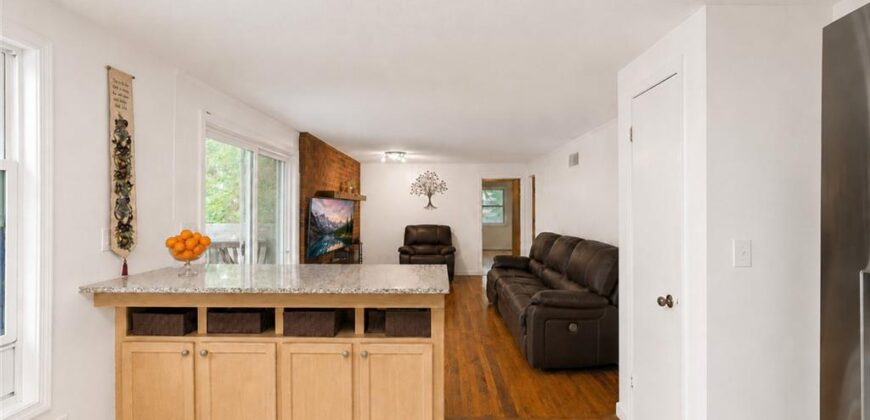 6607 NW QUAIL RUN Drive, Kansas City, MO 64152