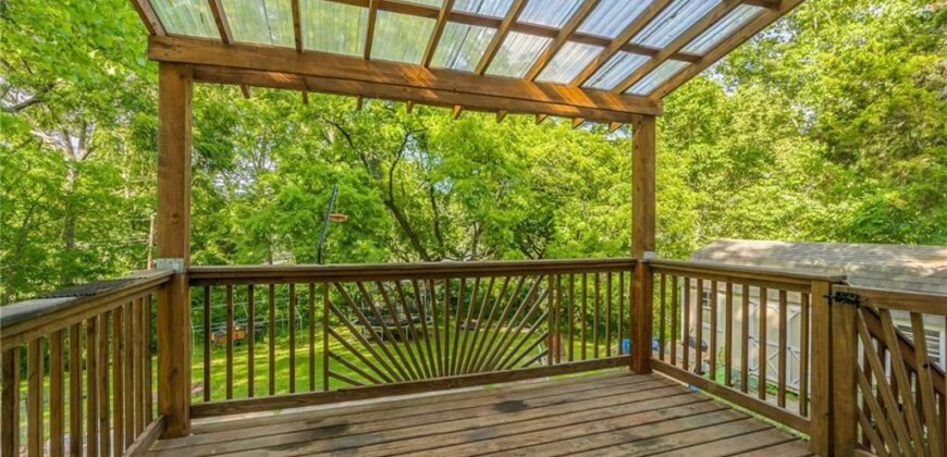 6607 NW QUAIL RUN Drive, Kansas City, MO 64152