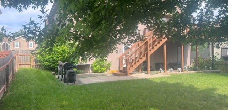 7218 N Lewis Avenue, Kansas City, MO 64158