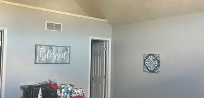 7218 N Lewis Avenue, Kansas City, MO 64158