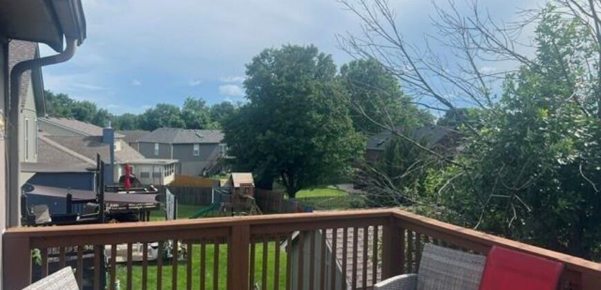 7218 N Lewis Avenue, Kansas City, MO 64158
