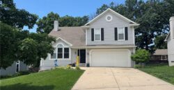 8534 N FLORA Avenue, Kansas City, MO 64155