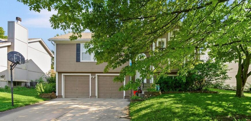 210 NW 112th Street, Kansas City, MO 64155