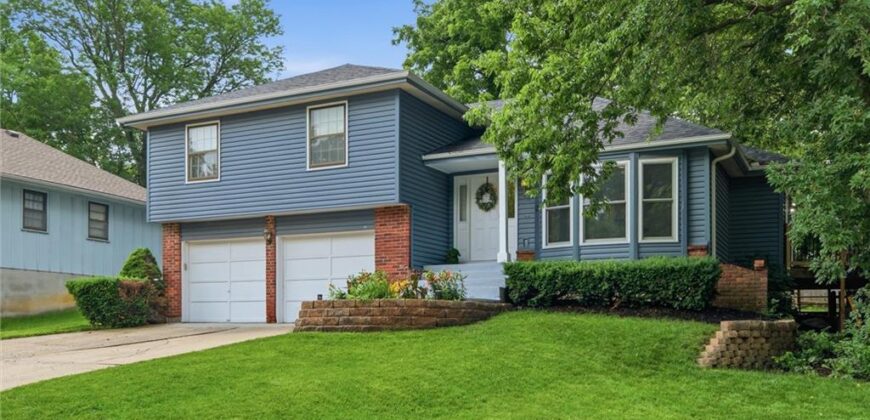 3701 NE Apple Tree Lane, Gladstone, MO 64119