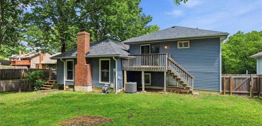 3701 NE Apple Tree Lane, Gladstone, MO 64119