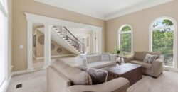 4407 N MULBERRY Drive, Kansas City, MO 64116