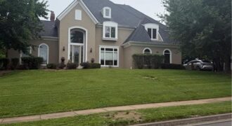 4407 N MULBERRY Drive, Kansas City, MO 64116