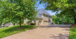 4407 N MULBERRY Drive, Kansas City, MO 64116
