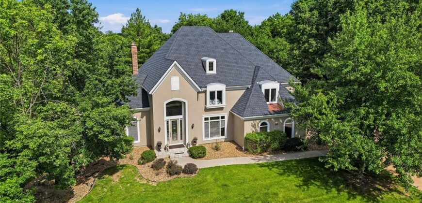 4407 N MULBERRY Drive, Kansas City, MO 64116
