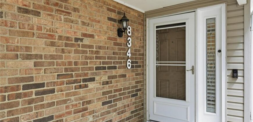 8346 NW Barrybrooke Drive, Kansas City, MO 64151