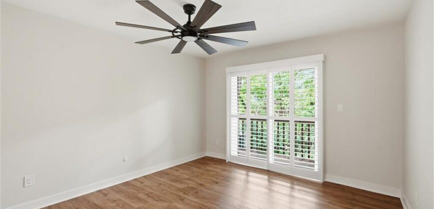 8346 NW Barrybrooke Drive, Kansas City, MO 64151