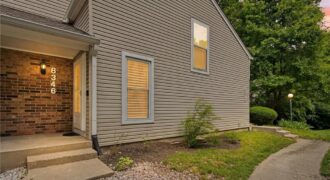 8346 NW Barrybrooke Drive, Kansas City, MO 64151