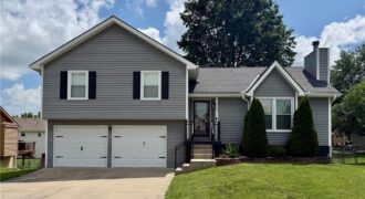 1707 Sunset Drive, Kearney, MO 64060