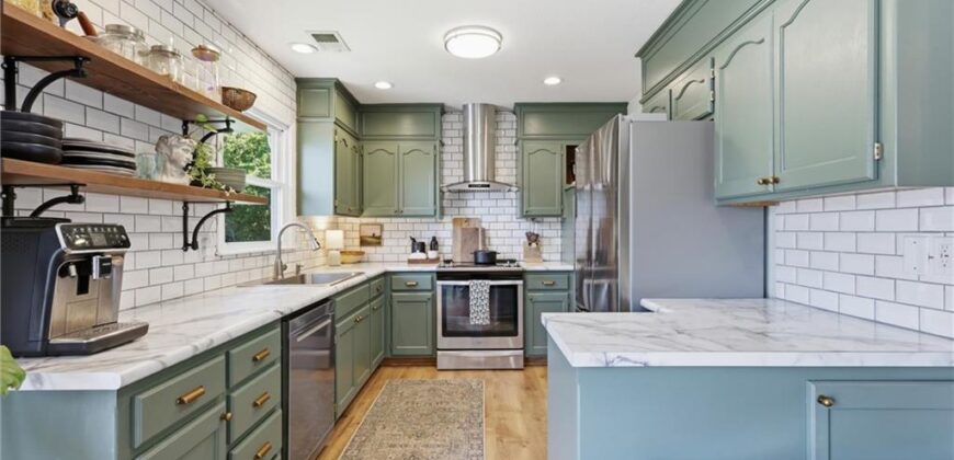 1707 Sunset Drive, Kearney, MO 64060