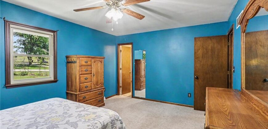 15818 Salem Road, Excelsior Springs, MO 64024