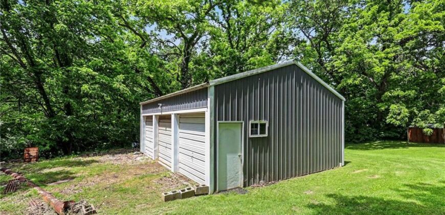 15818 Salem Road, Excelsior Springs, MO 64024