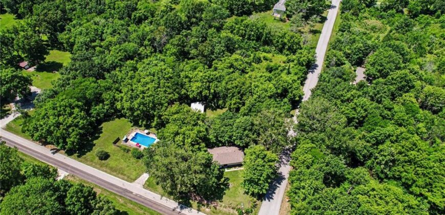 15818 Salem Road, Excelsior Springs, MO 64024