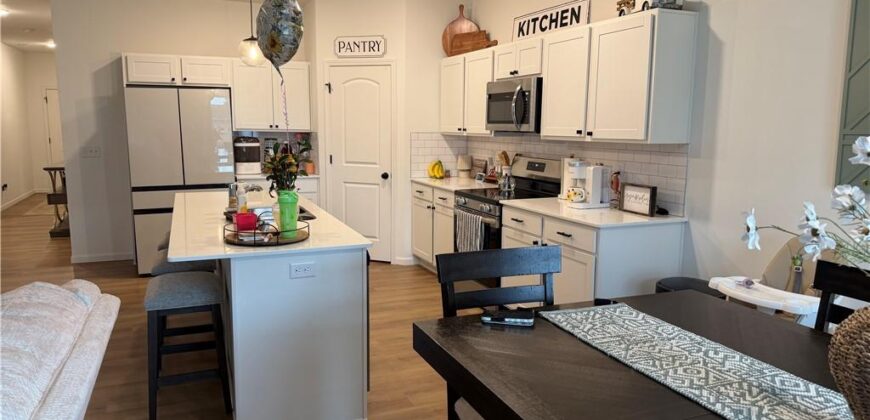 3060 NW 96th Street, Kansas City, MO 64154