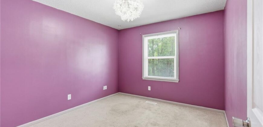 4808 NW 57th Place, Kansas City, MO 64151