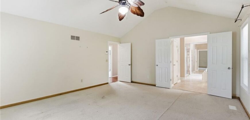 4808 NW 57th Place, Kansas City, MO 64151